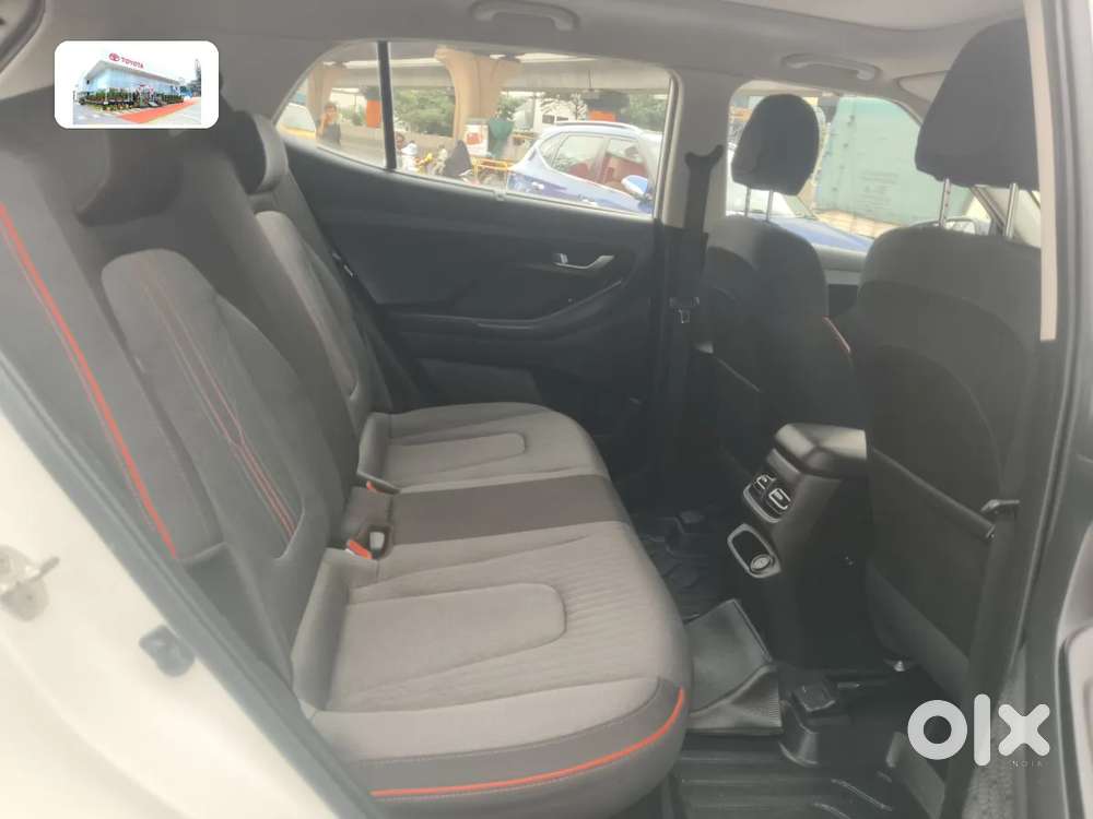 Hyundai Creta 1.5 S Plus Knight Diesel Dual Tone, 2022, Diesel