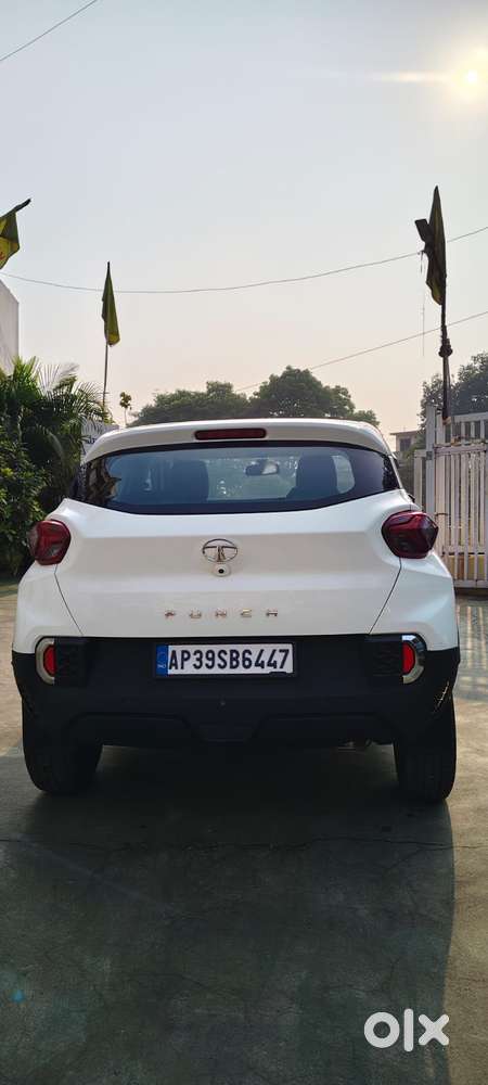 Tata Punch Creative, 2023, Petrol