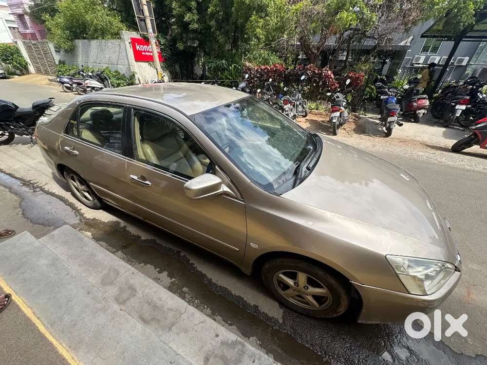 Honda Accord 2.4 2003 Manual 175000 Km Driven
