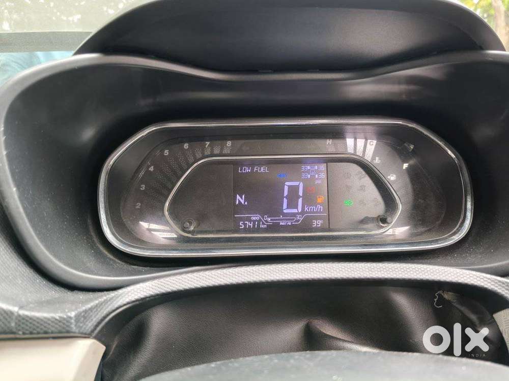 Tata Nexon 1.2 Revotron Xza Plus Dualtone, 2020, Petrol