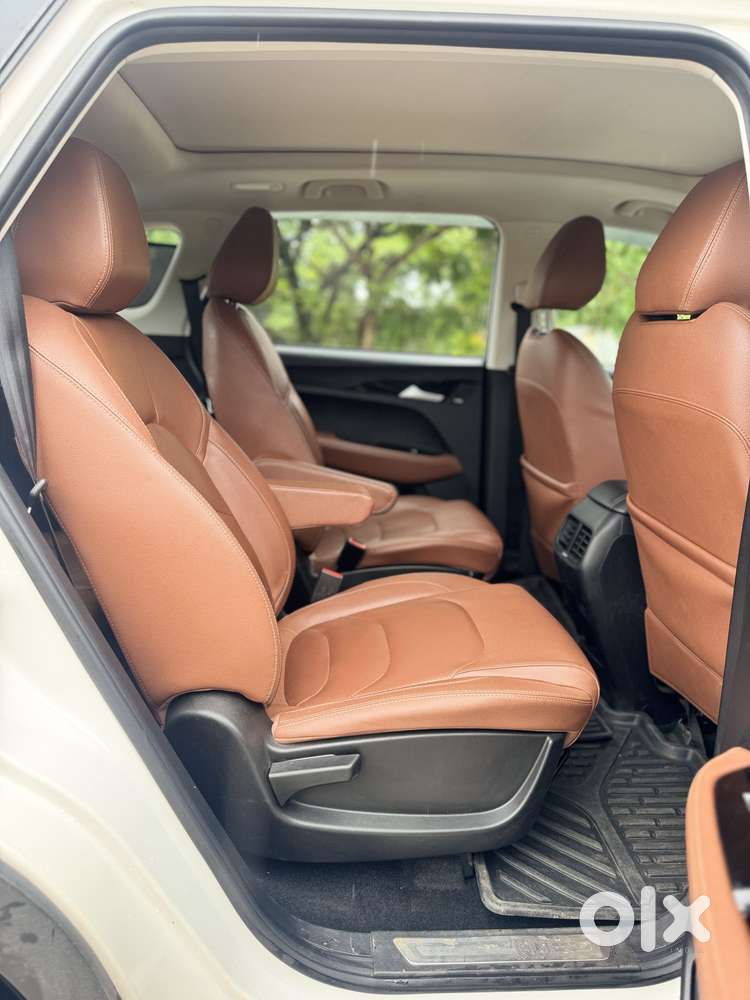 Mg Hector Plus 1.5 Sharp Turbo Cvt 6 Str, 2021, Petrol