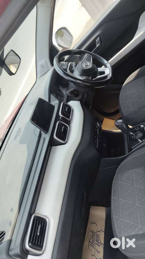 Tata Punch 1.2 Revotron Creative Amt Dual Tone, 2022, Petrol