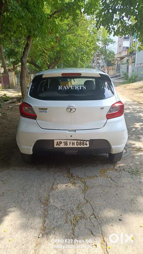 Tata Tiago Xe 2018