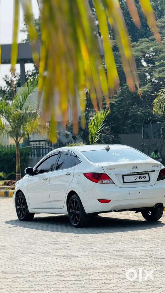 Hyundai Verna 2013 Diesel 94000 Km Driven