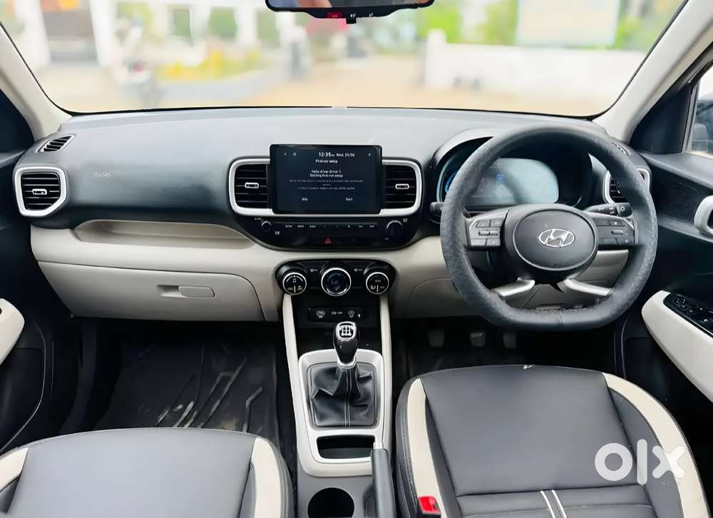 Hyundai Venue S 1.2 Petrol, 2022, Petrol