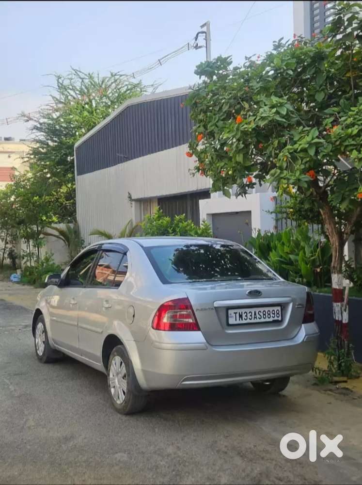 Ford Fiesta 2011 Diesel 150000 Km Driven