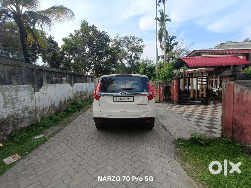 Title - * Car Model - Mahindra Marazzo M8
* 56275 Km Driven