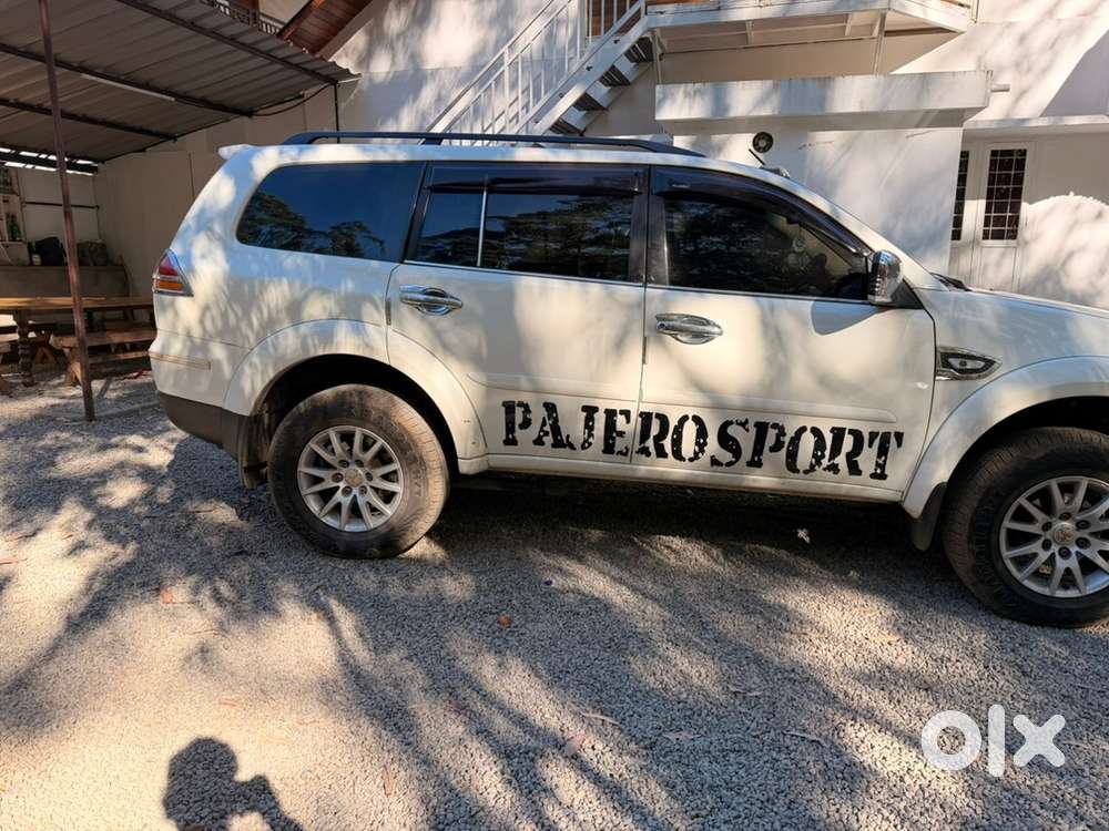Mitsubishi Pajero Sport 2012