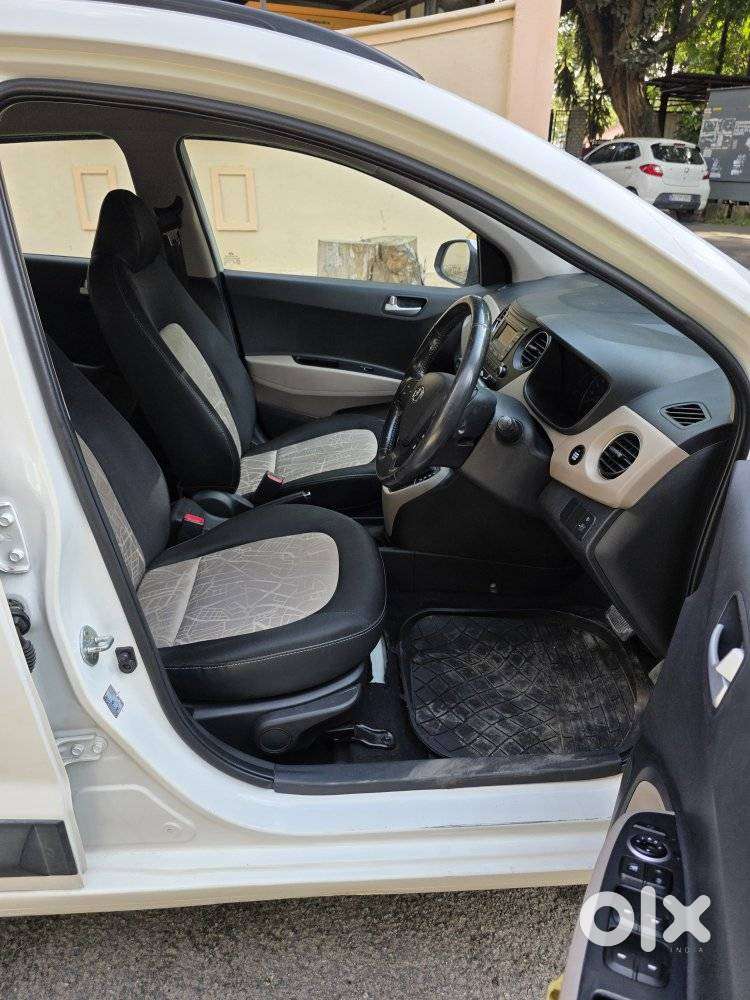 Hyundai Grand I10 2016-2017 Asta Option At, 2017, Petrol