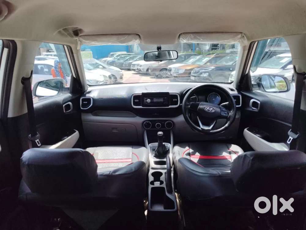 Hyundai Venue E 1.2 Petrol, 2022, Petrol