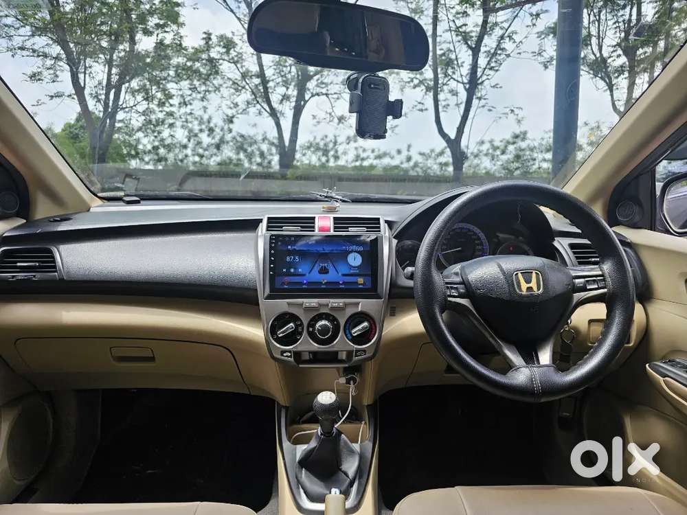 Honda City 1.5 V Petrol 2012