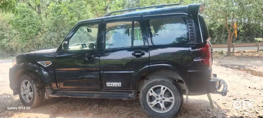Mahindra Scorpio 2016
