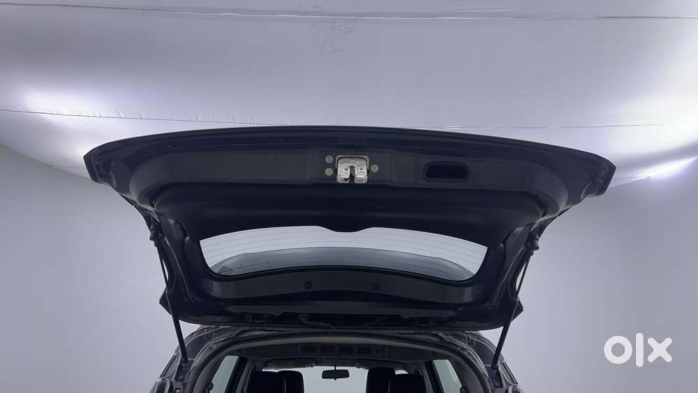Maruti Suzuki Xl6 1.5 Alpha Plus At, 2022, Petrol