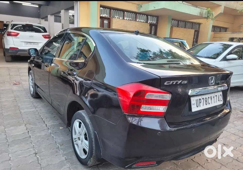 Honda City I Vtec E, 2013, Petrol