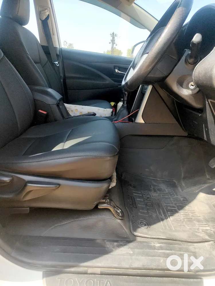 *toyota Innova Crysta 2.4 G – For Sale*

​super White  8 Seater  Die