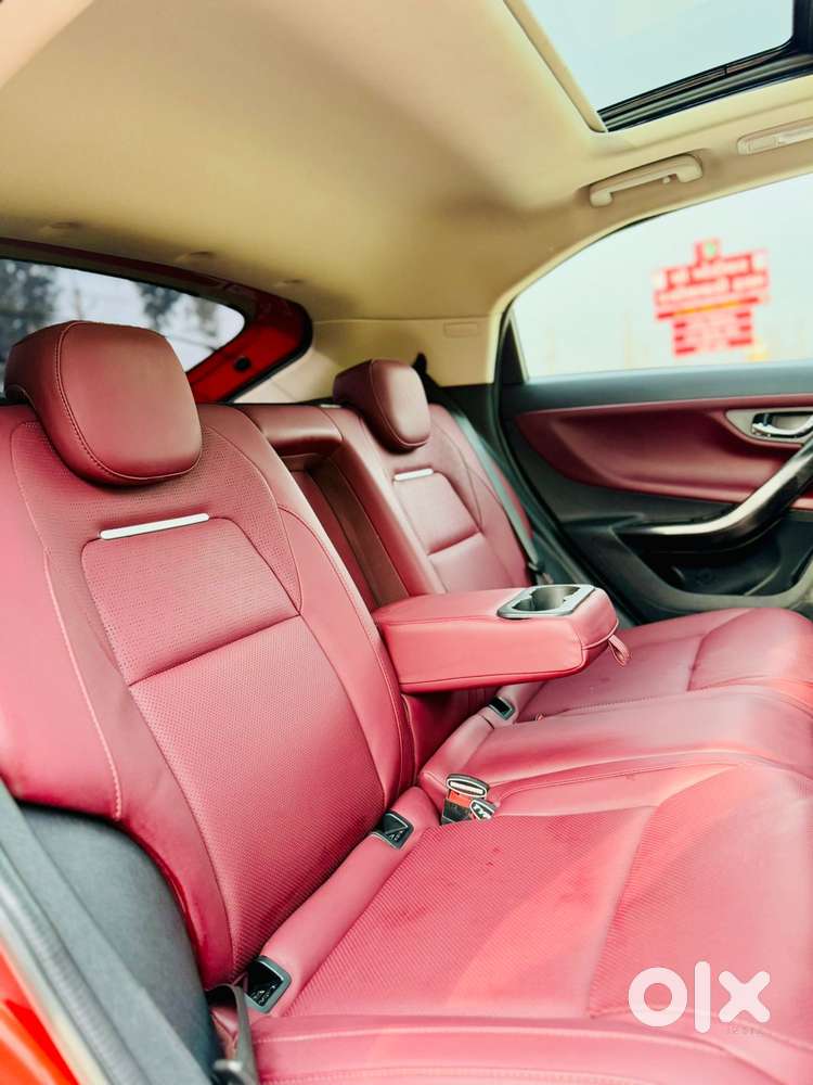 Tata Curvv Accomplished Plus A 1.5 Kryojet Diesel 6mt, 2024, Diesel