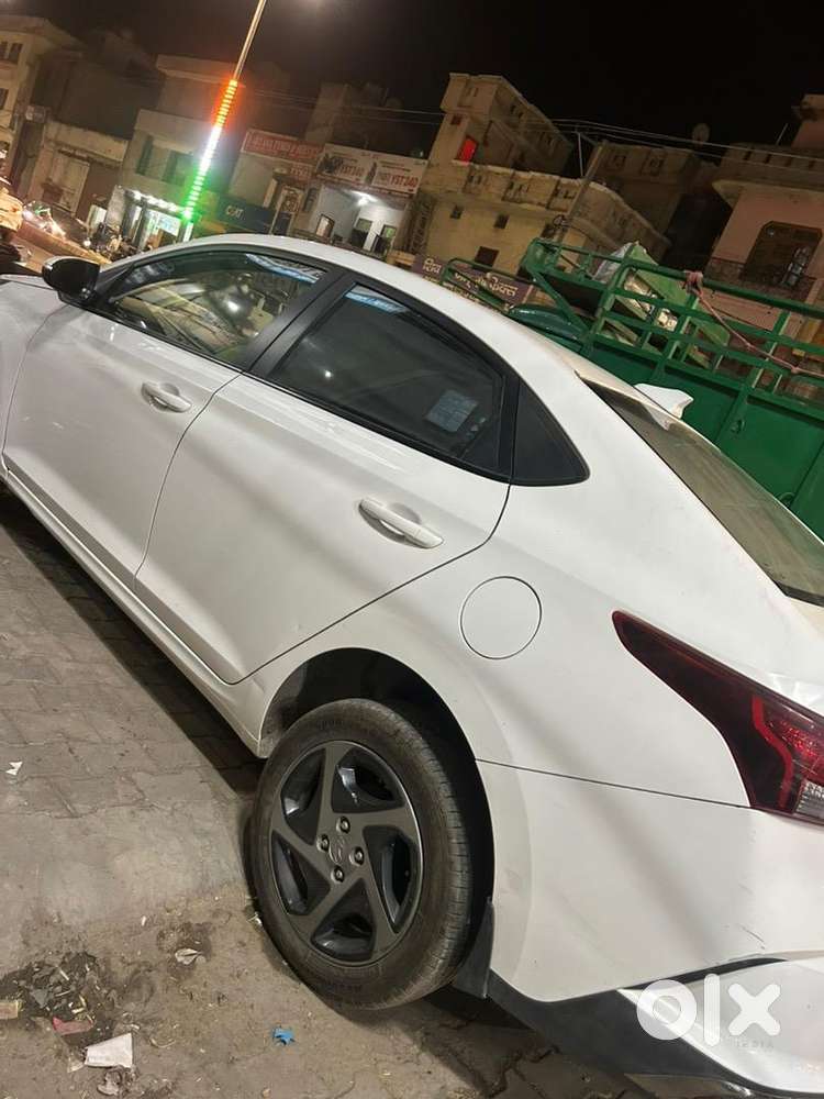 Hyundai Verna 2023 Petrol Well Maintained