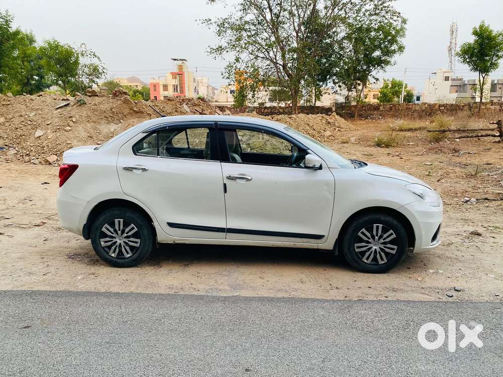 Maruti Suzuki Dzire 1.2 Vxi Cng, 2022, Petrol