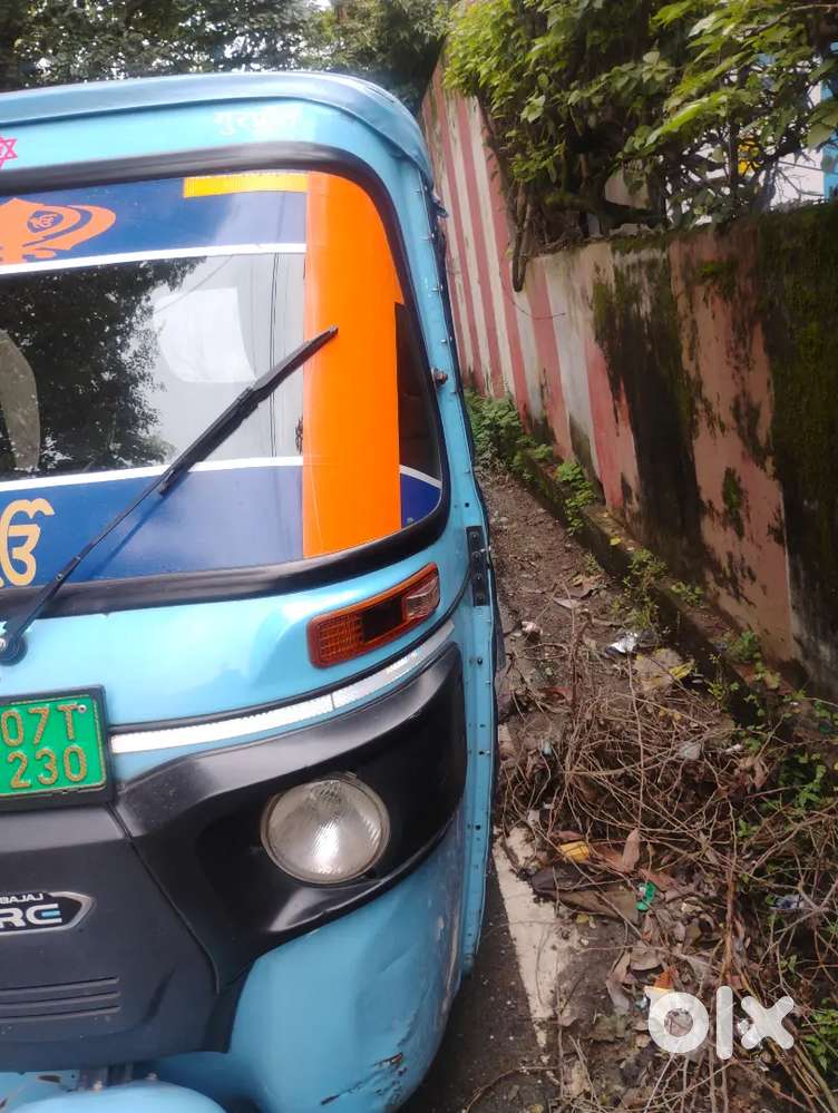 Good Condition Auto Bajaj Company
