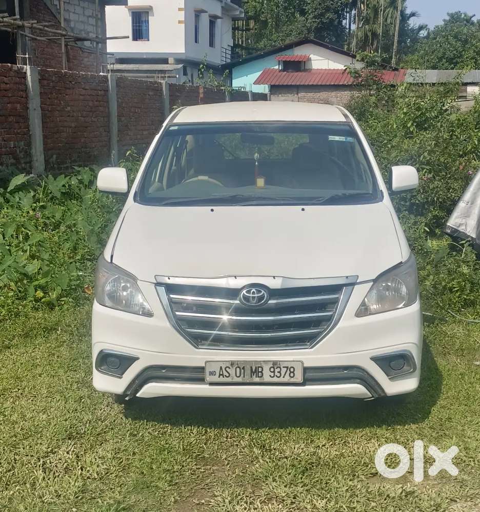 Toyota Innova 2012 Diesel Well Maintained