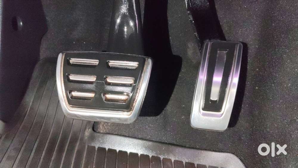 Skoda Octavia 2.0 L K Tsi At, 2023, Petrol