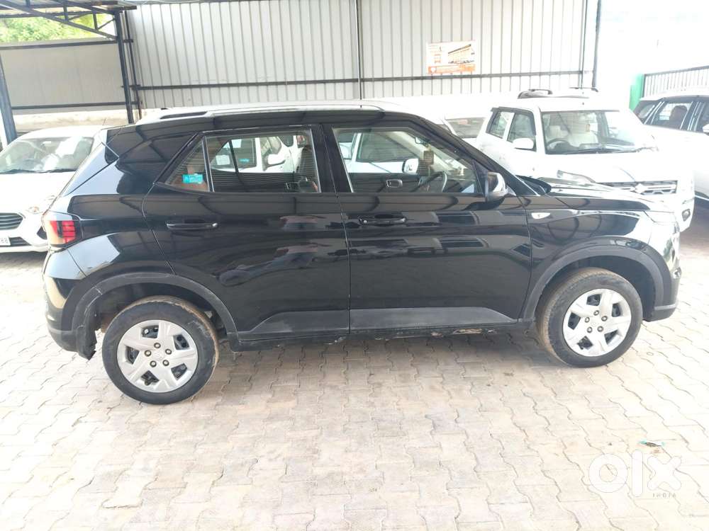 Hyundai Venue S Mt 1.2 Kappa, 2023, Petrol