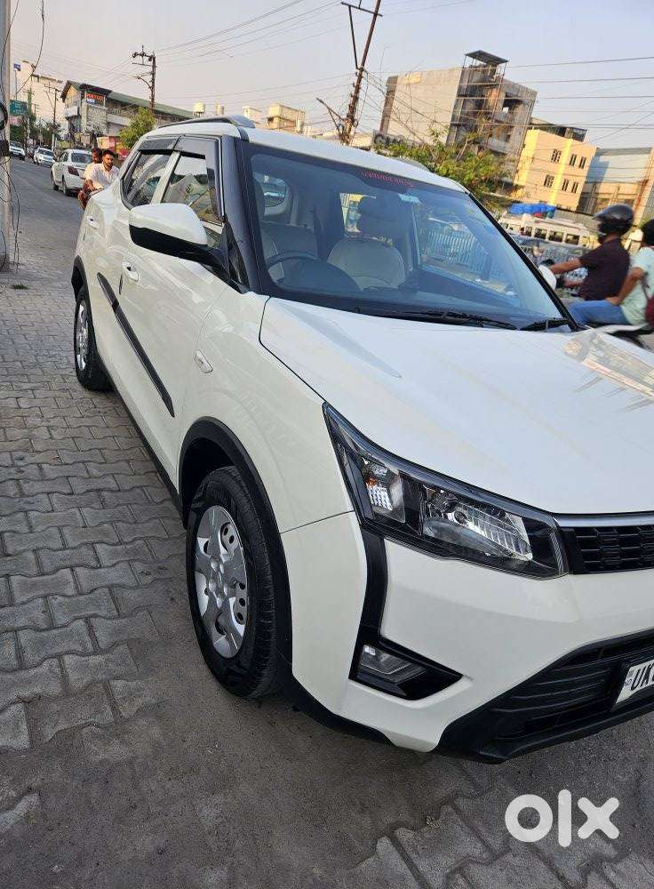 Mahindra Xuv300 W4, 2021, Petrol