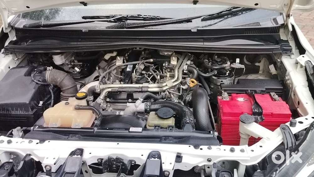 Toyota Innova Crysta 2.4 G Mt, 2017, Diesel