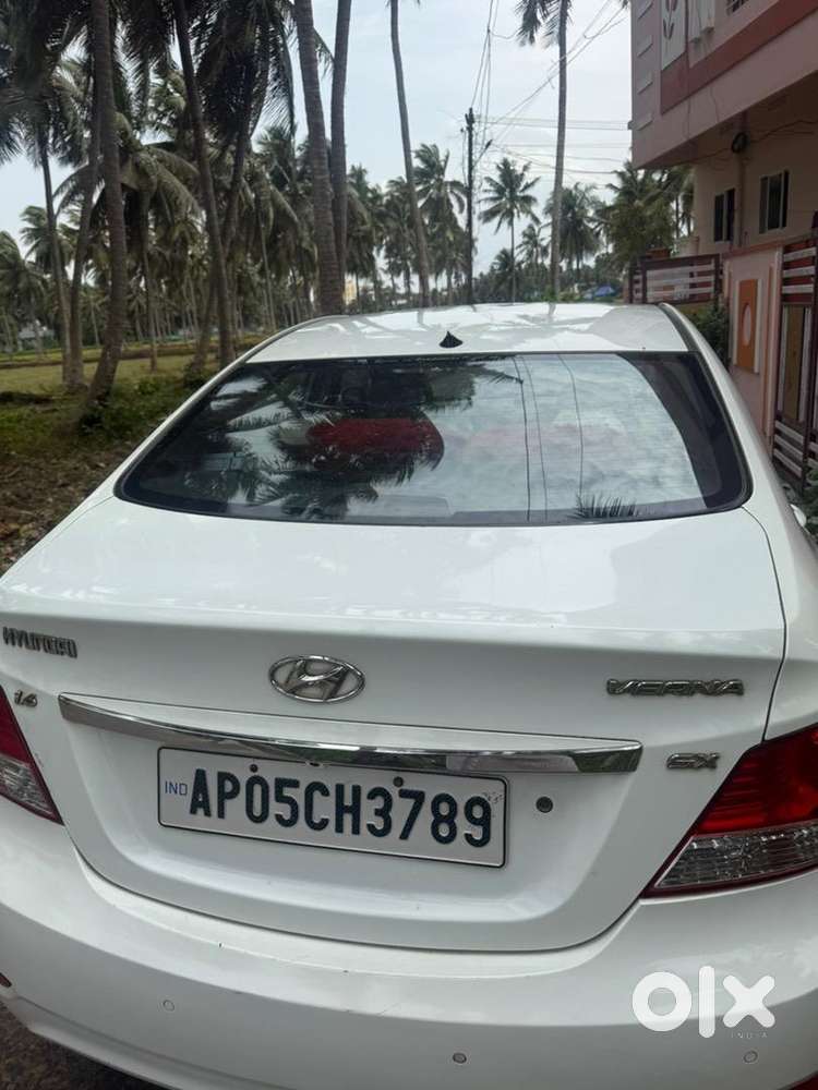 Hyundai Verna 2012 Diesel Well Maintained