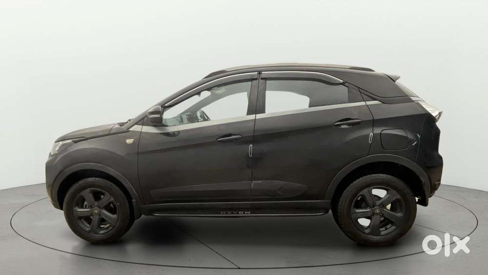 Tata Nexon 1.5 Revotorq Xz Plus (l) Dark Edition, 2021, Petrol