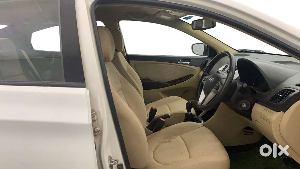 Hyundai Verna Fluidic 1.6 Vtvt Sx, 2013, Petrol