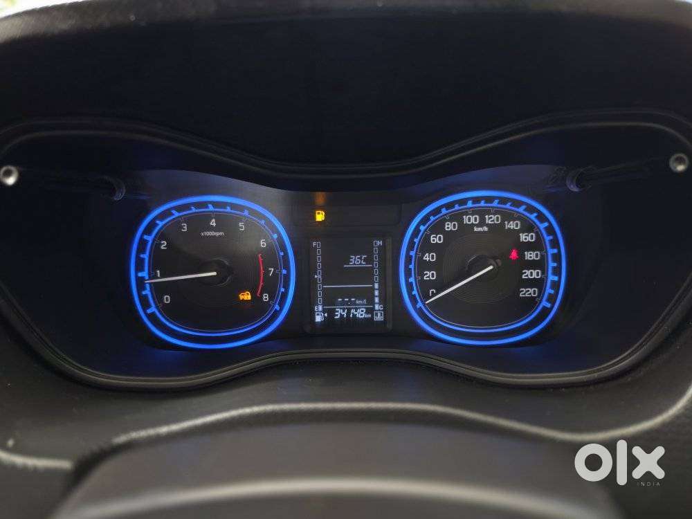 Maruti Suzuki Vitara Brezza 1.5 Zxi Plus Dual Tone, 2021, Petrol