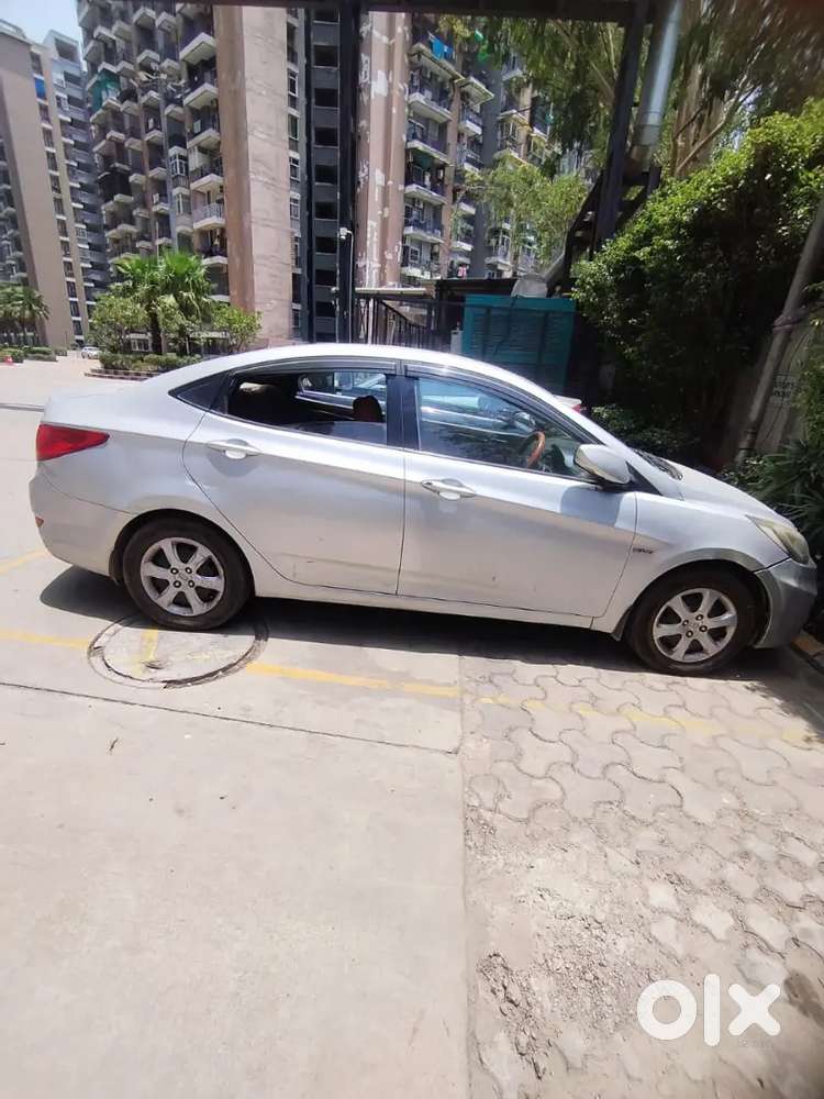 Hyundai Verna 2013 Petrol 100000 Km Driven