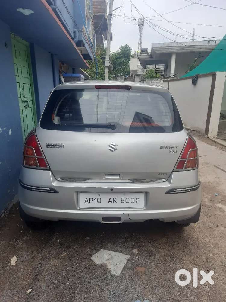 Maruti Suzuki Swift 2007 Petrol 76000 Km Driven