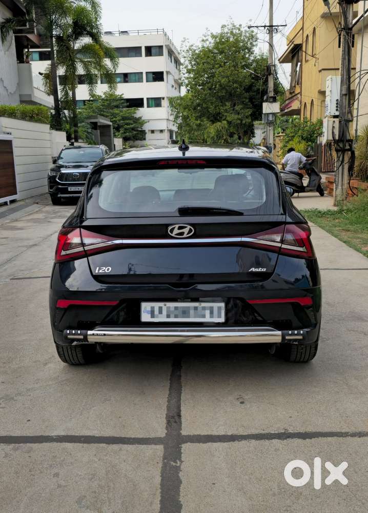 Hyundai New I20 1.2 Asta (o) Mt, 2023, Petrol