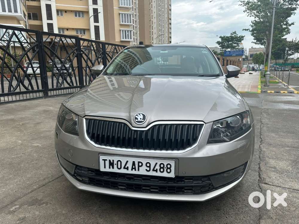 2015 Skoda Octavia Petrol Automatic Elegance, Sunroof, 2nd Own, 56k Km