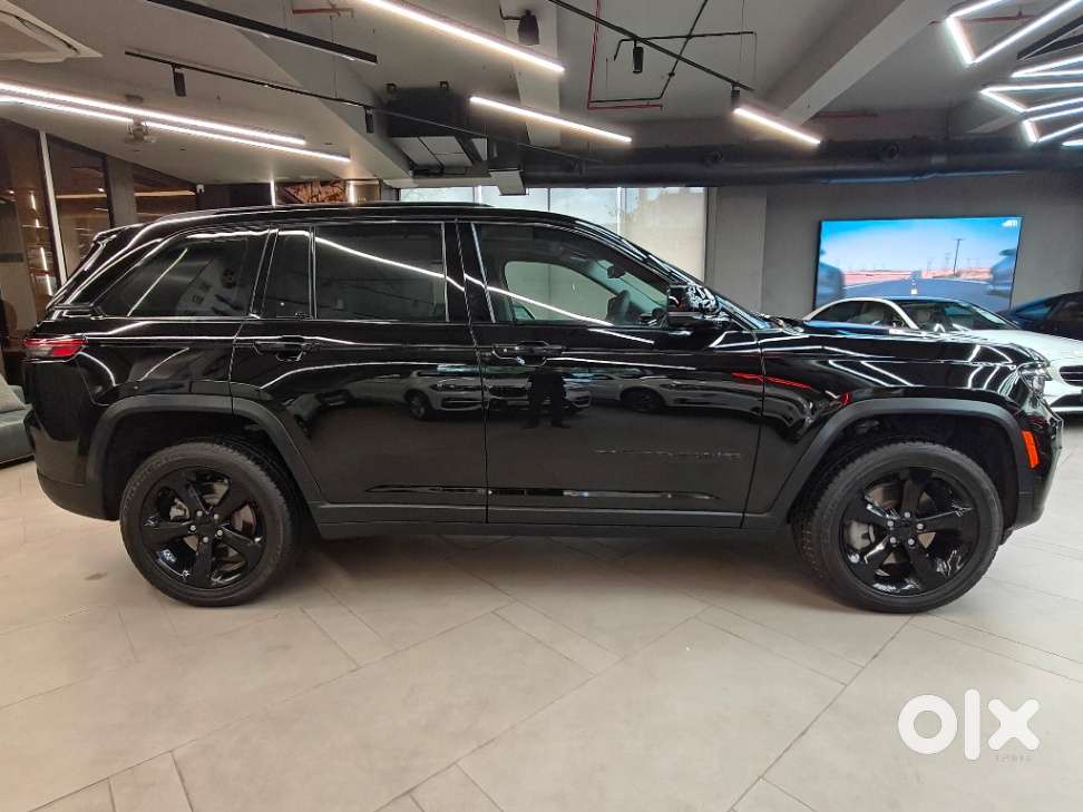 Jeep Grand Cherokee Limited (o) 4x4 At, 2023, Petrol