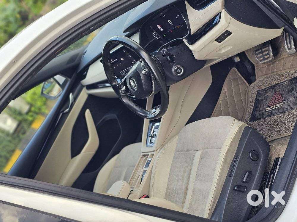 Skoda Octavia, 2021, Petrol