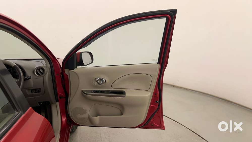 Nissan Micra Xv Cvt, 2015, Petrol