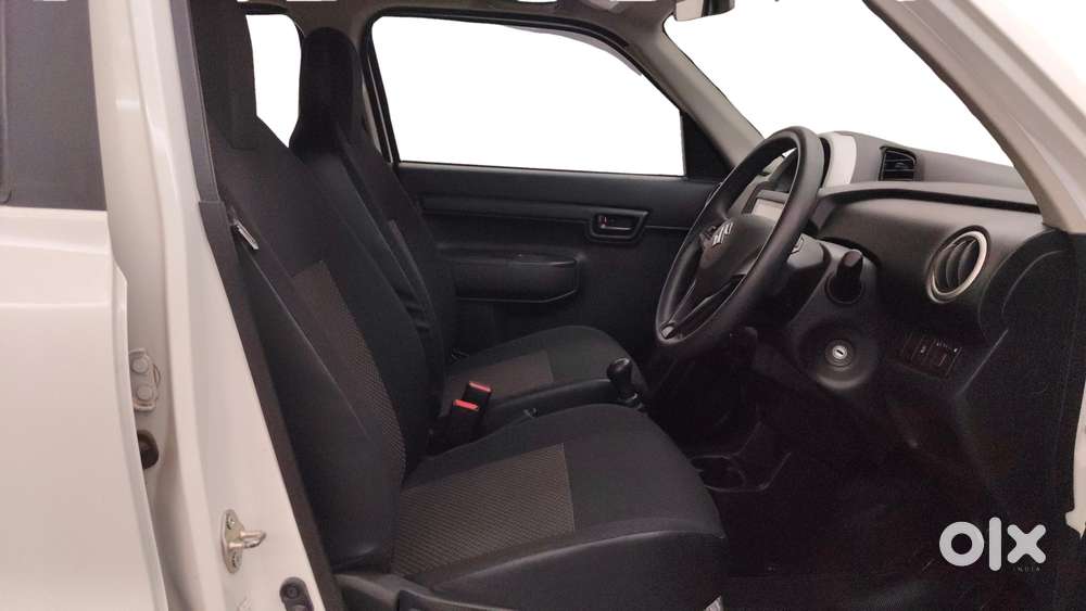 Maruti Suzuki S-presso Vxi Plus, 2024, Petrol