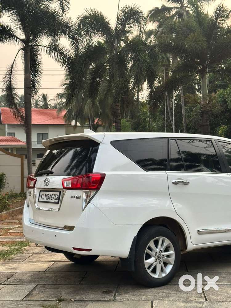 Toyota Innova Crysta 2016 Diesel Model