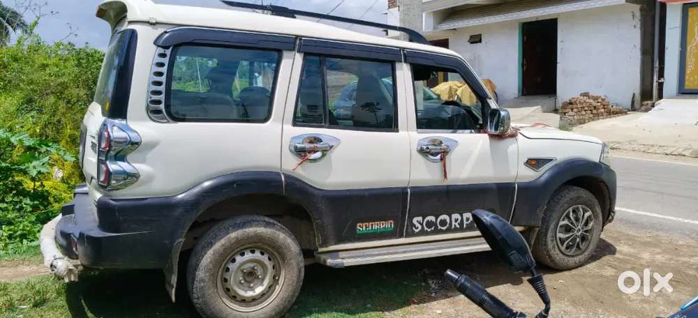 Mahindra Scorpio S2 2017