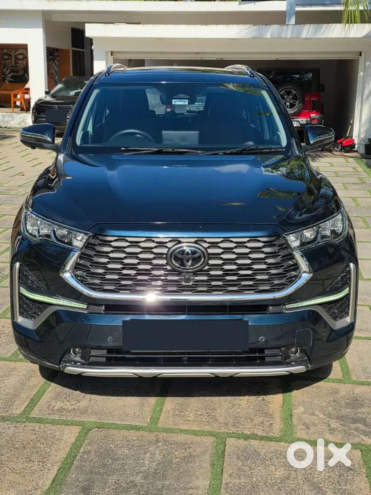Toyota Innova Hycross Zx(o) Hybrid 1st Owner, 2025 Registered 32000 Km