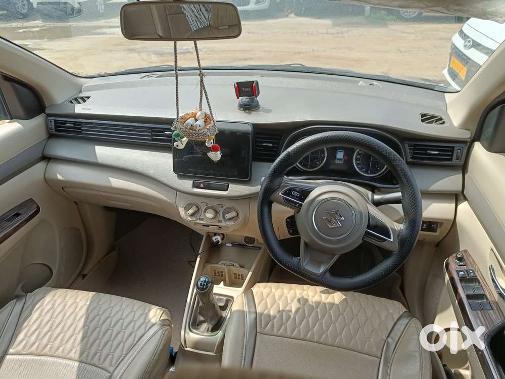 Maruti Suzuki Ertiga 2022-2023 Vxi Cng, 2023, Cng & Hybrids