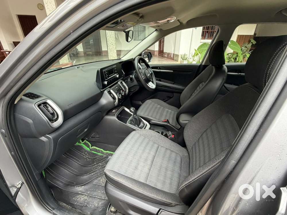 Kia Sonet Petrol Manual 2021
