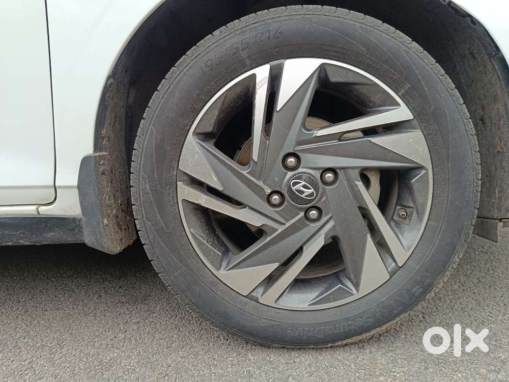 Hyundai I20 Asta Option, 2023, Petrol