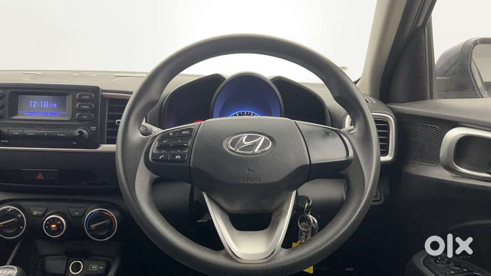 Hyundai Venue [2022-ongoing] 1.2 S, 2021, Petrol