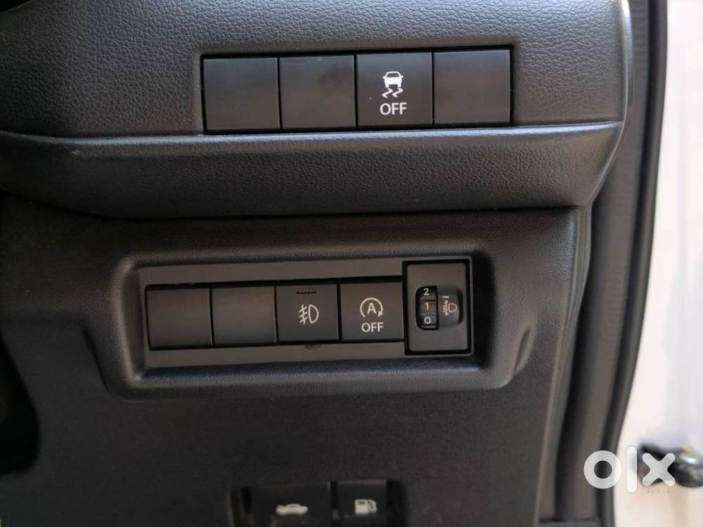 Maruti Suzuki Swift Vxi Ags, 2025, Petrol