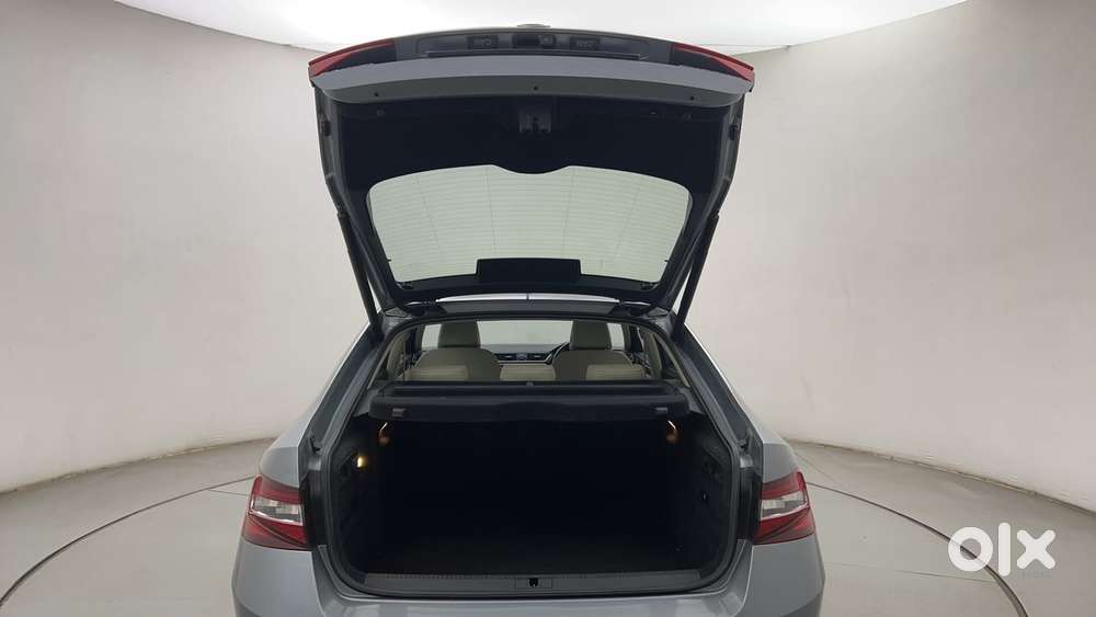 Skoda Superb Lk 1.8 Tsi At, 2018, Petrol