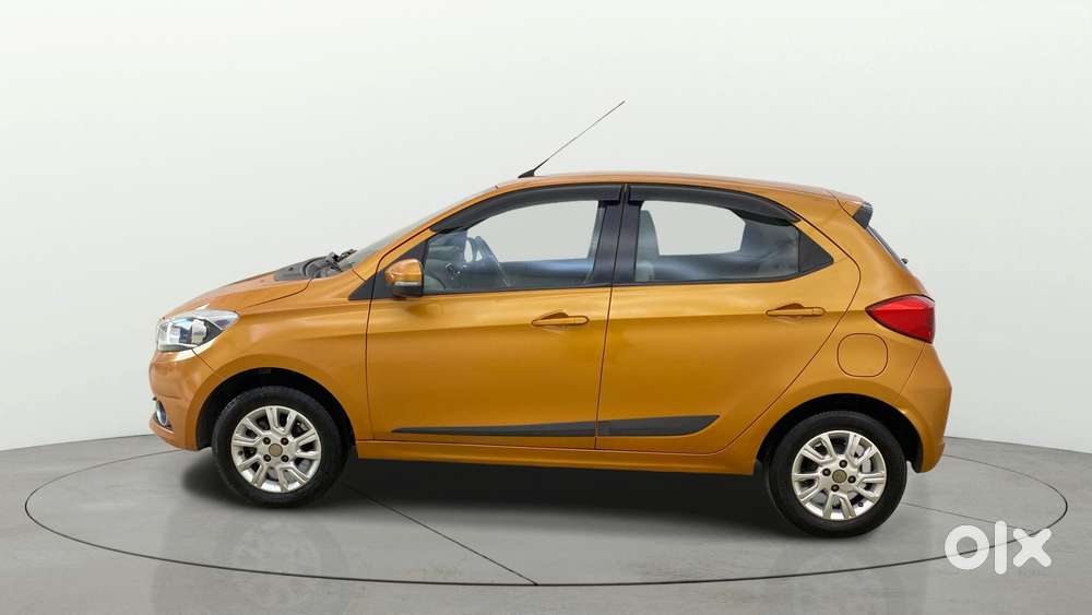 Tata Tiago 1.2 Revotron Xza, 2017, Petrol